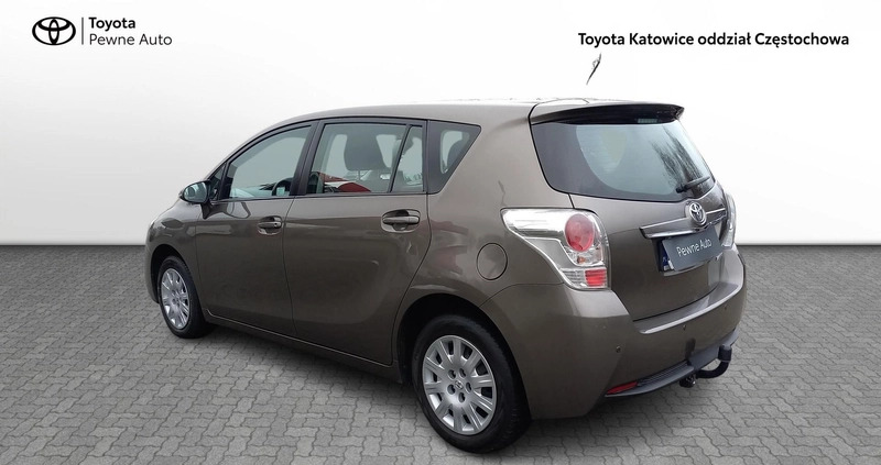 Toyota Verso cena 64800 przebieg: 89237, rok produkcji 2016 z Poddębice małe 172